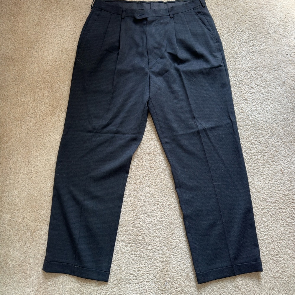 Haggar Black Dress Pants Pleated Front Straight Leg